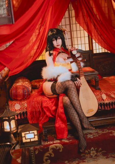 新村晶