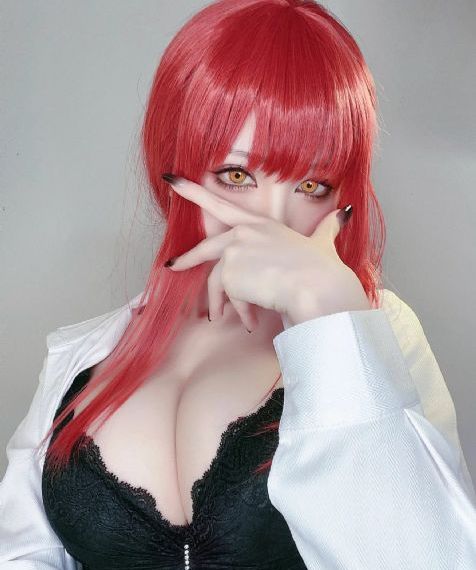 朋友家的妻子