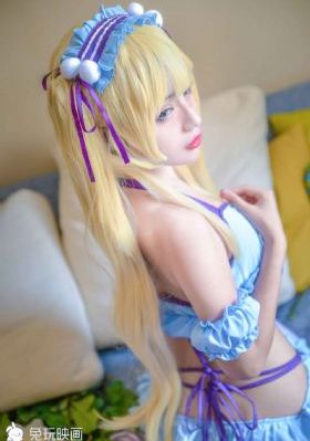 26岁的女高中生