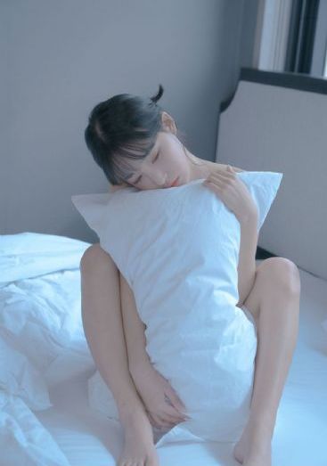 《年轻的老师》在线观看完整版