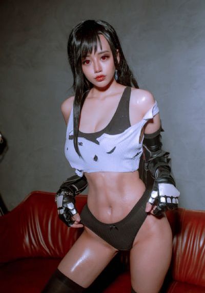老板娘三