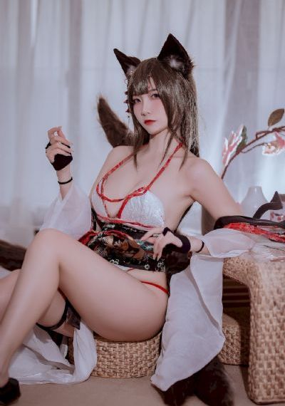 我在你床下