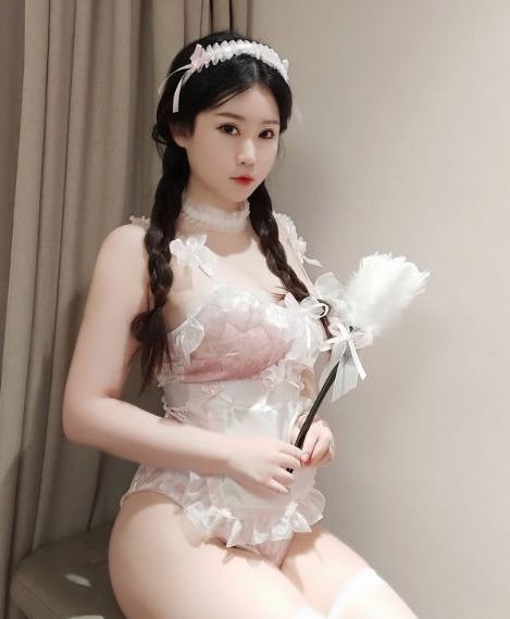 伊人成人在线视频