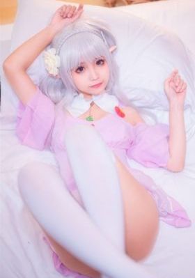 迷人的保姆视频