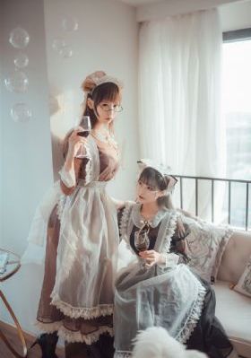 大学生的沙龙室